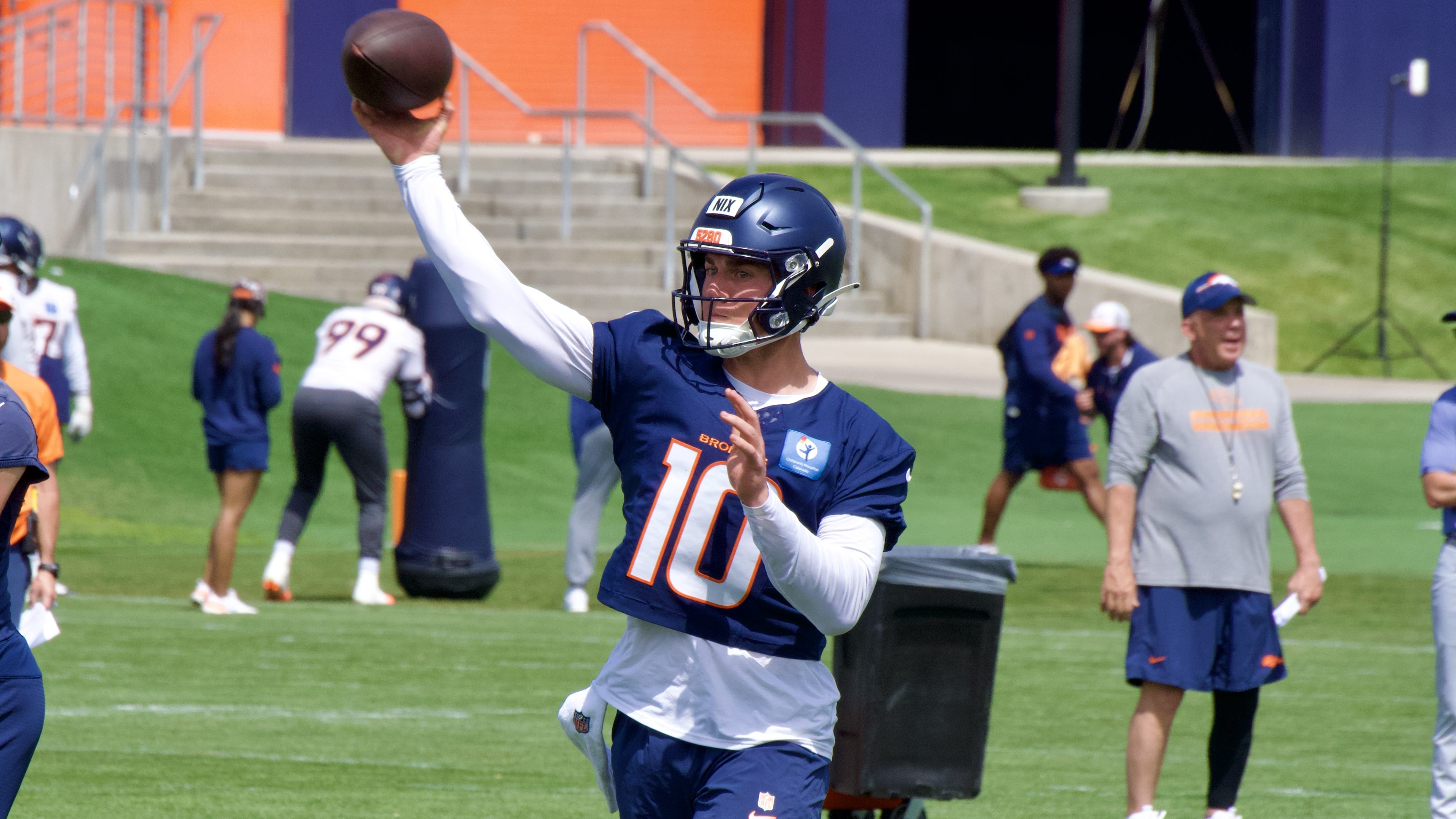Bo Nix going through drills during the Denver Broncos' final practice of mandatory minicamp. Photo courtesy of Ryan Greene, DNVR.